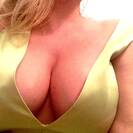 amira_blonde amira_blonde